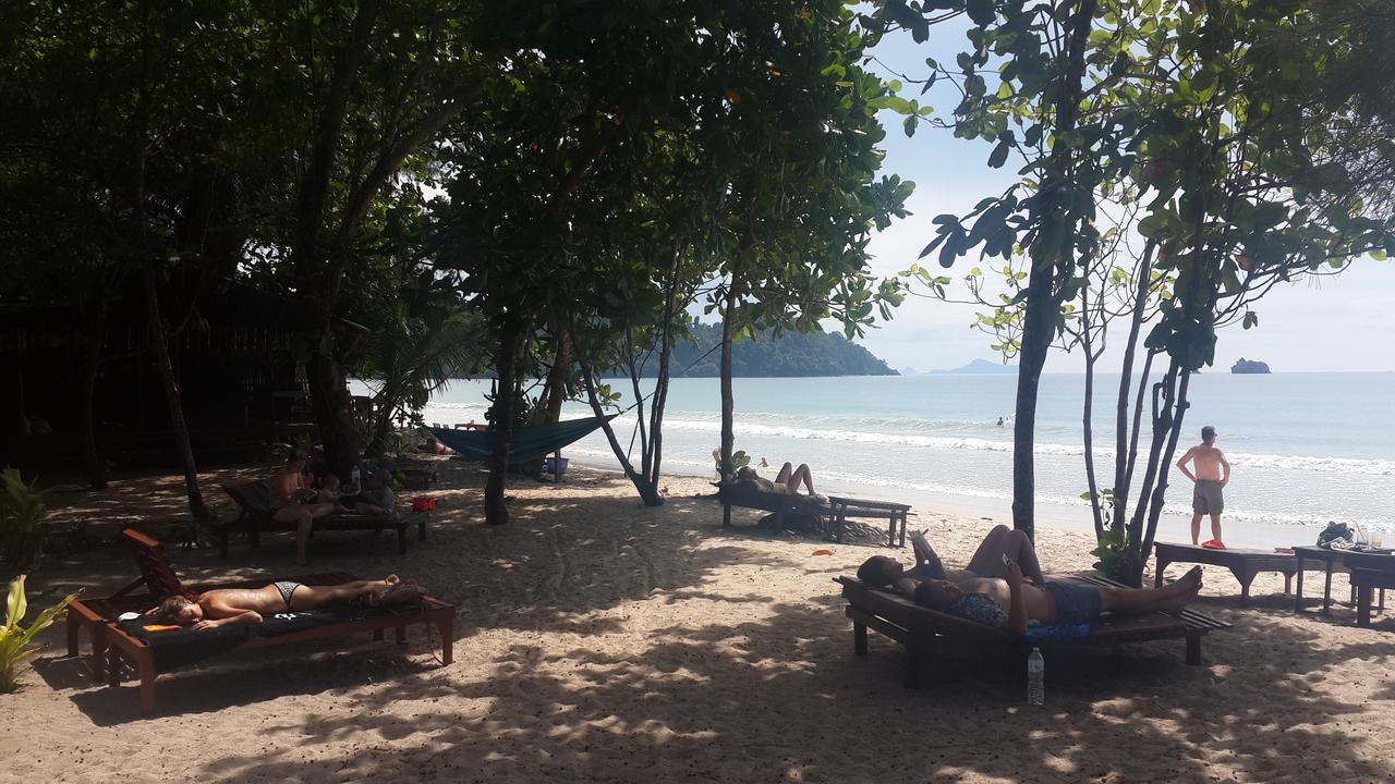 Bamboo Bungalows Koh Phayam Exteriör bild