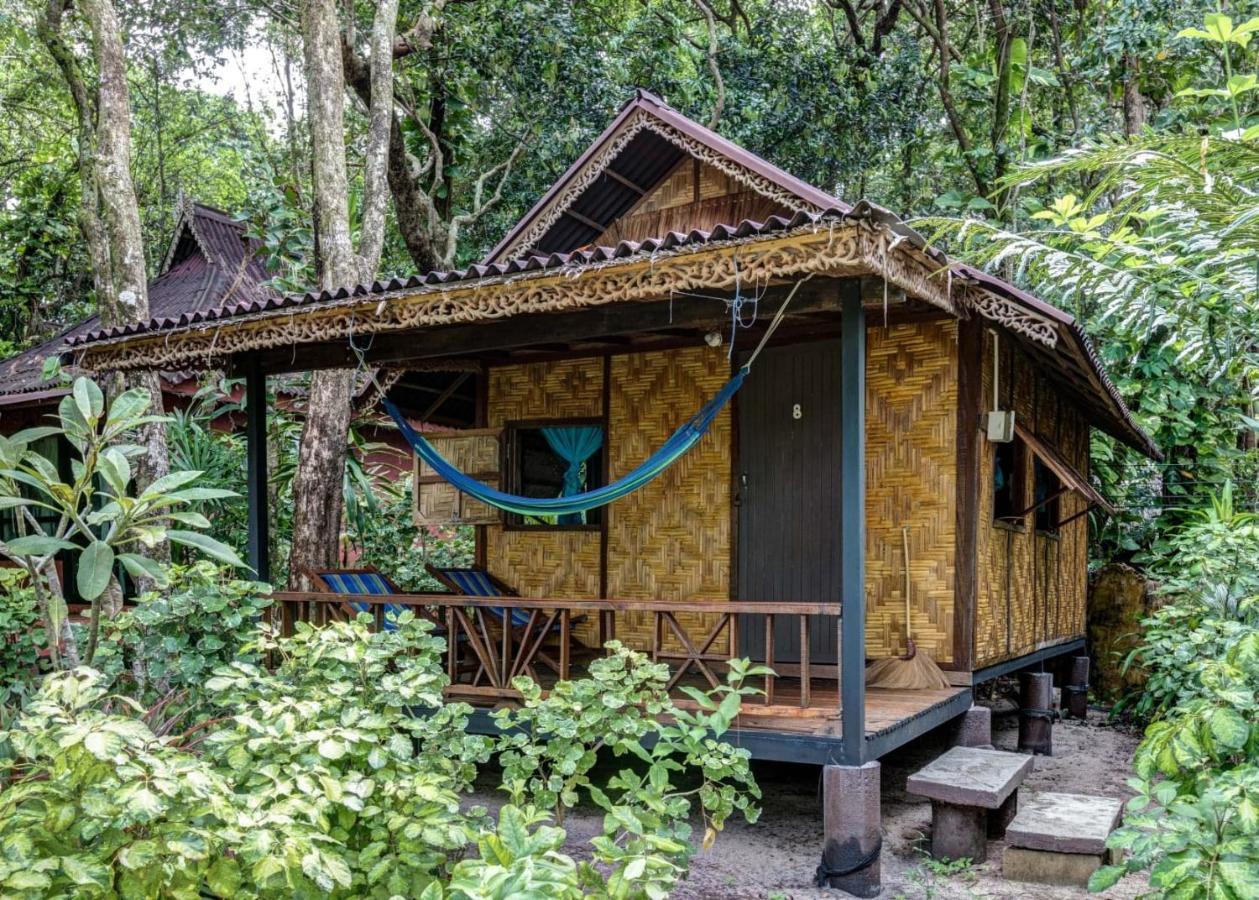 Bamboo Bungalows Koh Phayam Exteriör bild